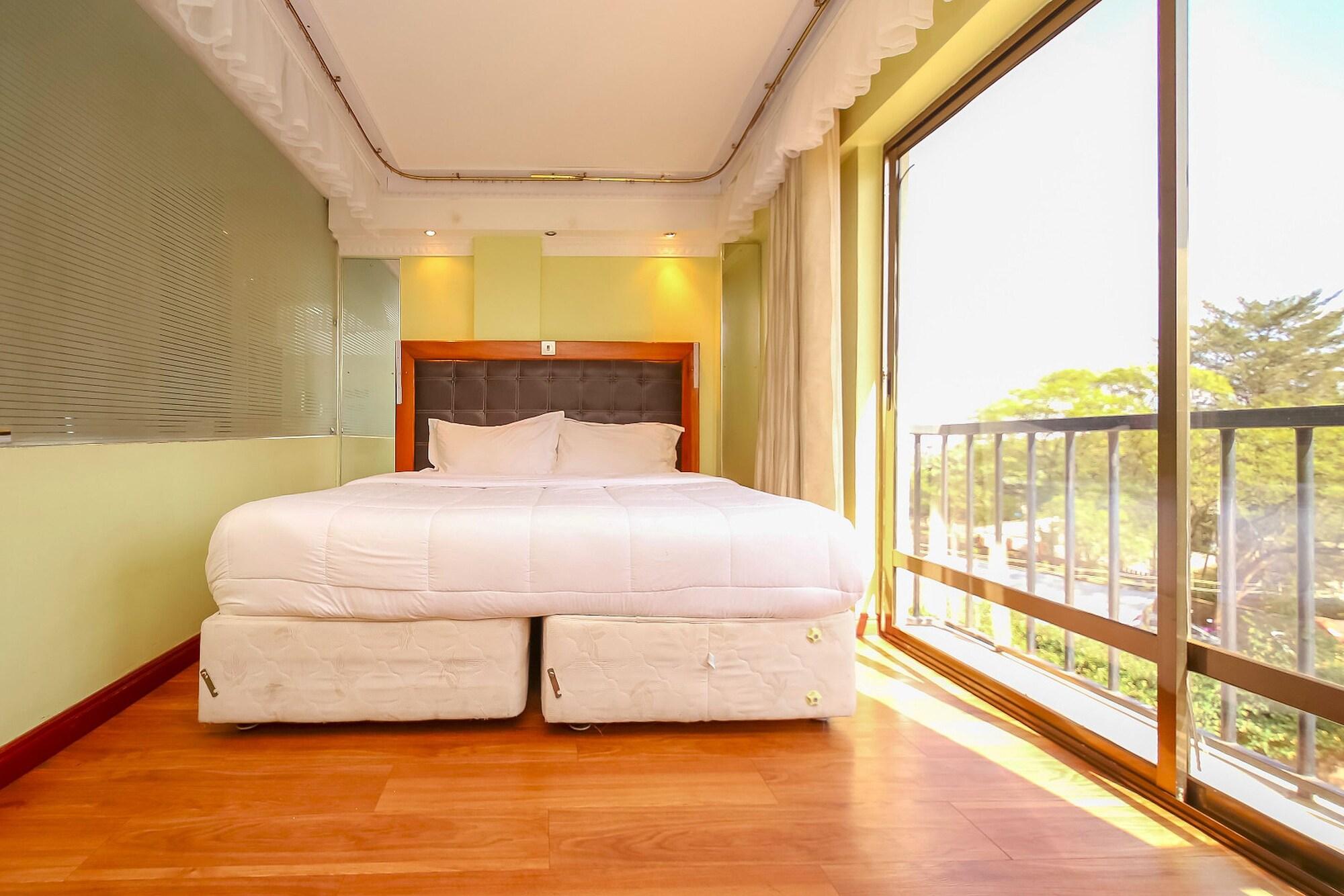 Nairobi Upperhill Hotel Exterior photo